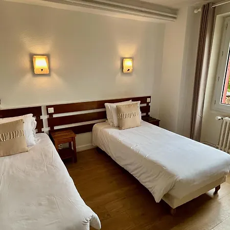 Hotel Restaurant Le Clos 2*