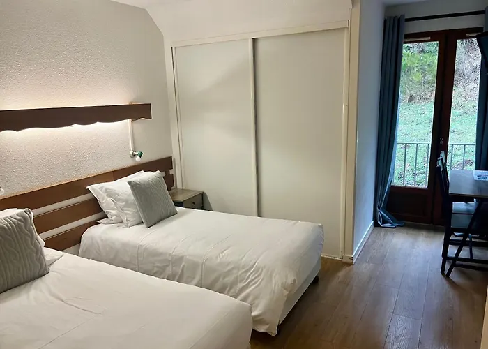 Restaurant Le Clos 2* Бес-э-Сент-Анастез